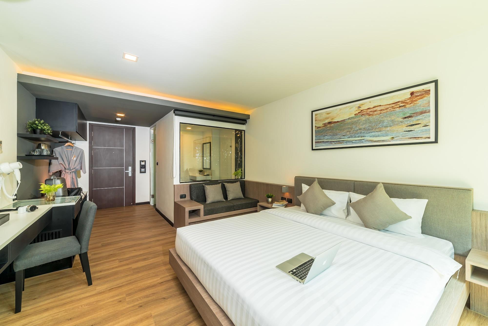 Pause And Play Hotel Chiang Mai Exterior photo