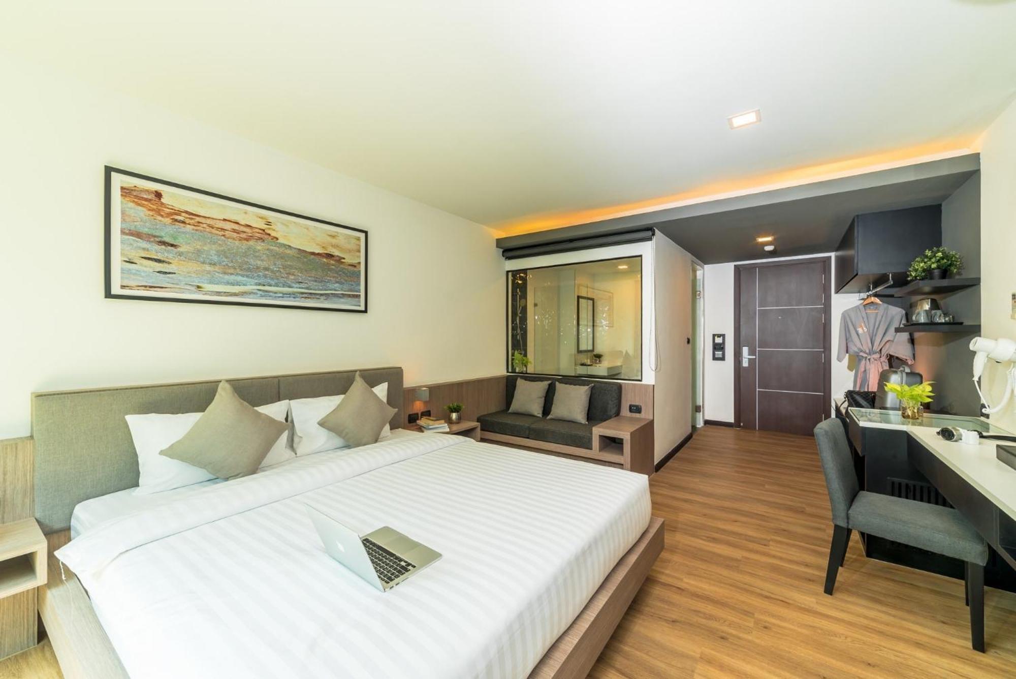 Pause And Play Hotel Chiang Mai Exterior photo