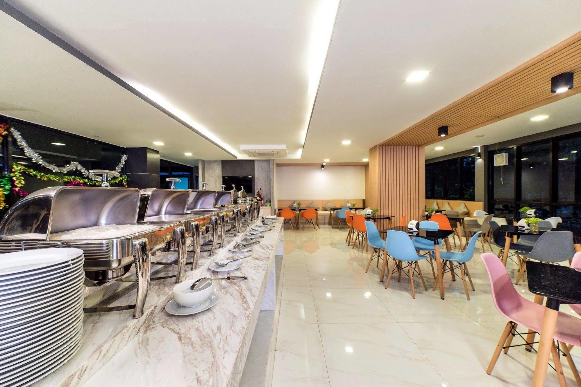 Pause And Play Hotel Chiang Mai Exterior photo